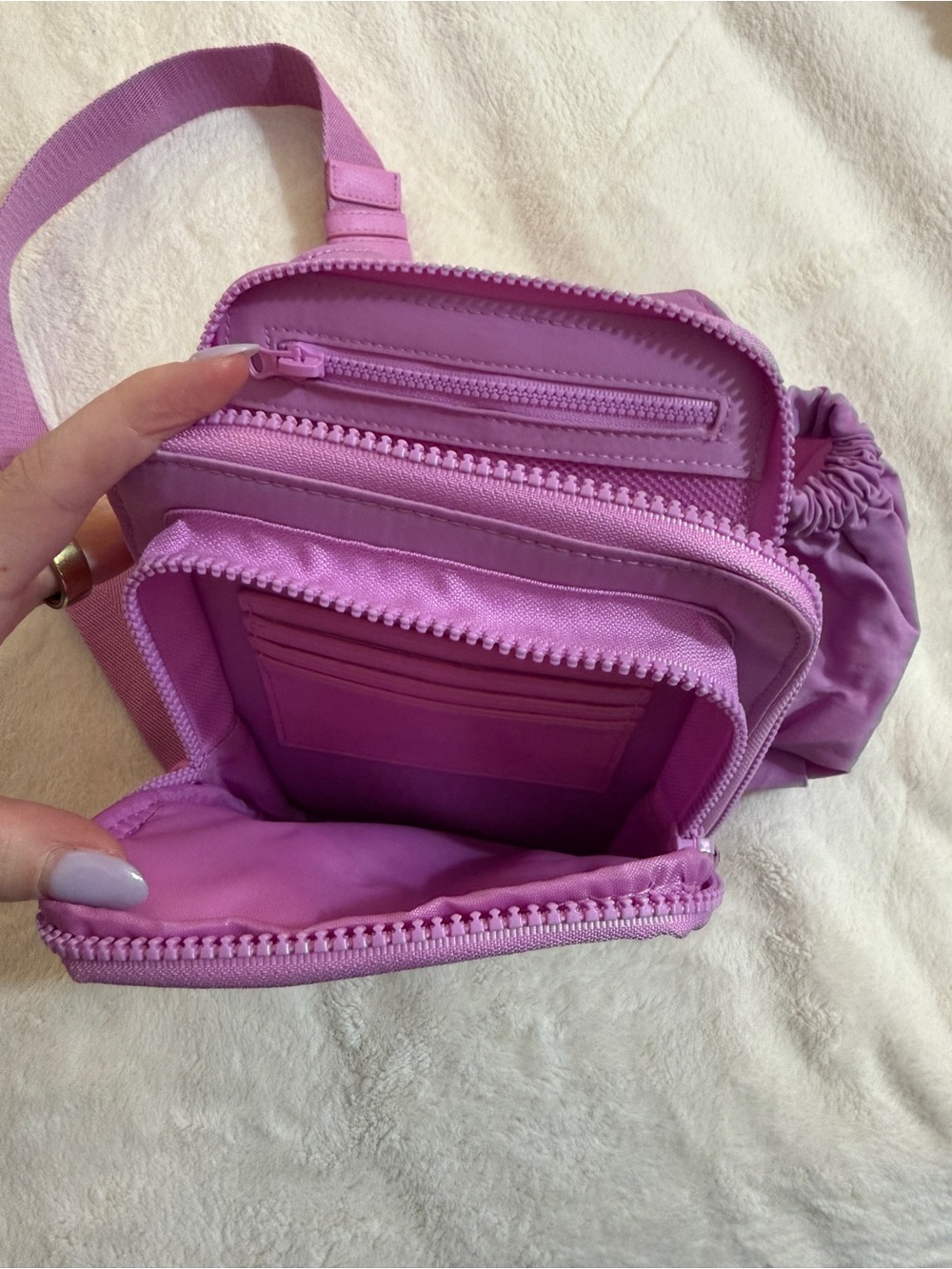 BEIS Berry The Sport Sling - Picture 4 of 4